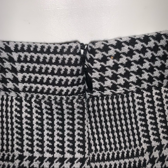 LANE BRYANT ⭐️ B&W Houndstooth Plaid Pencil Skirt - Picture 5 of 9